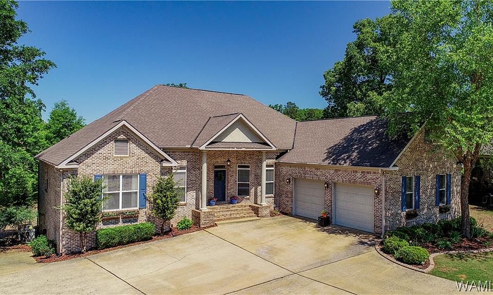 1st image of 11962 Basswood Cir