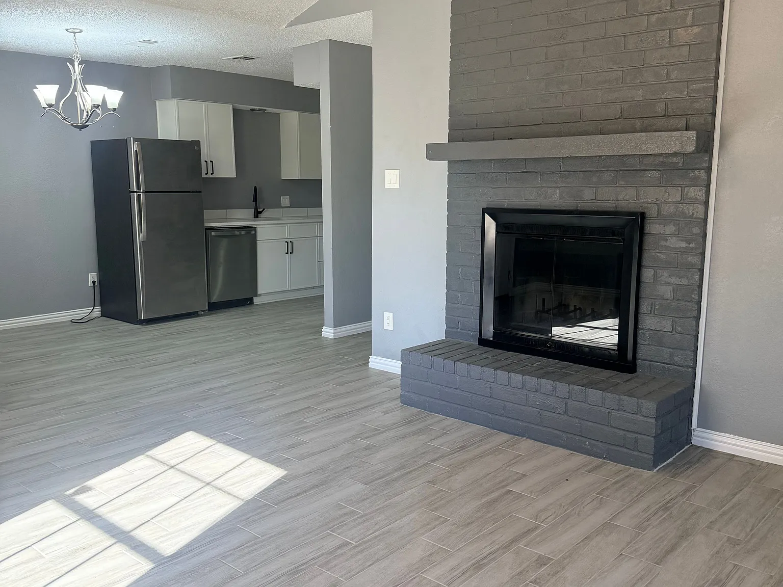 2 bed, 2.0 bath, 1077 sqft, $1,795 — Photo 1