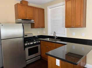 2016 Park Blvd #2, Oakland, CA 94606