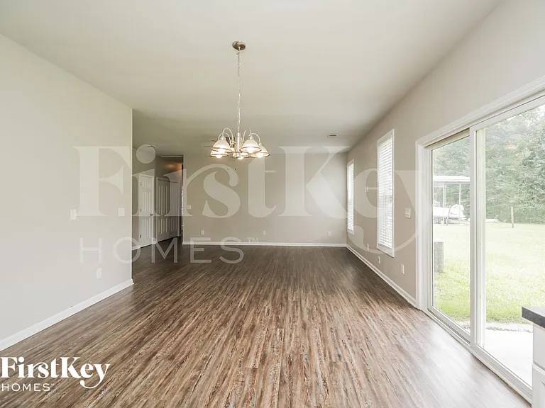 105 Resinwood Rd — Photo 5