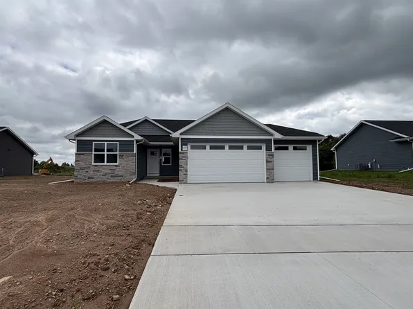 W7086 Jaclyn Ln, Greenville, WI 54942