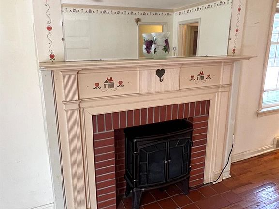 5th image of 1305 Ogontz St