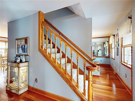 5th image of 4804 White Oaks Dr