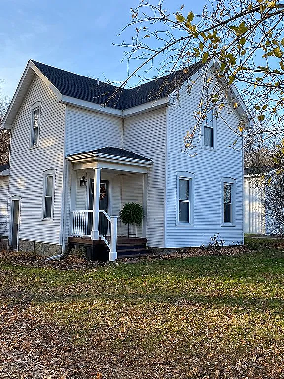 2474 Metamora Rd photo 1