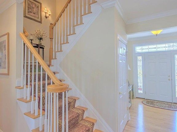 5th image of 568 Bayview Dr