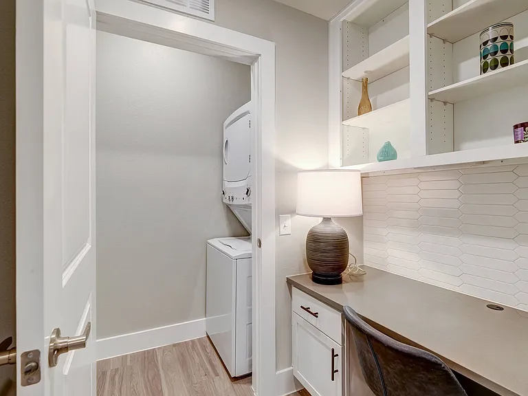 13802 Napoli Dr — Photo 24