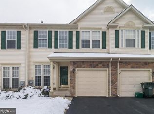 851 Geranium Dr, Warrington, PA 18976