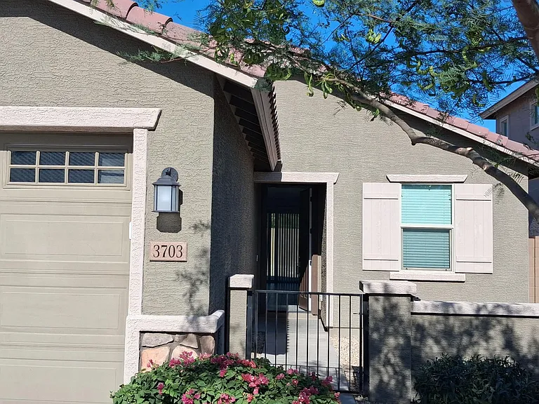 3703 S 63rd Dr — Photo 8