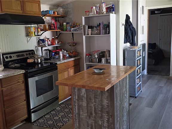 5th image of 52 Tidd Ave