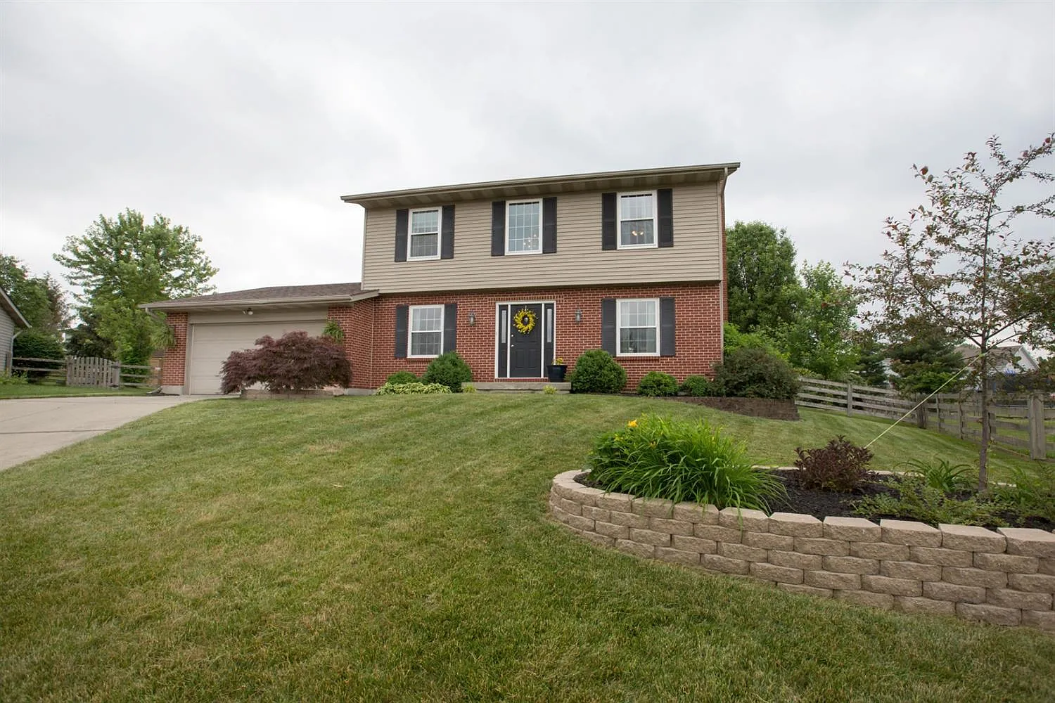 6745 Centerview Ct photo 1