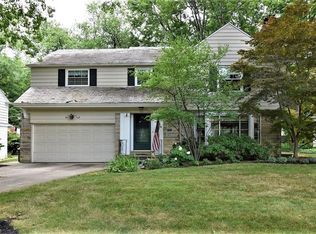 1567 Kew Rd, Cleveland Heights, OH 44118