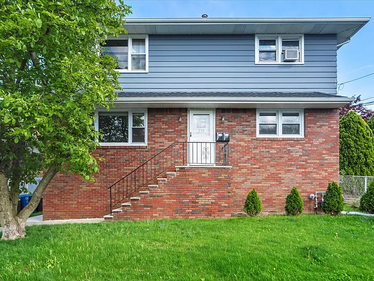 130 Gaston Ave #1 — Photo 1
