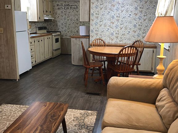 Open Concept livingroom and kitchen (home is being rented unfurnished)