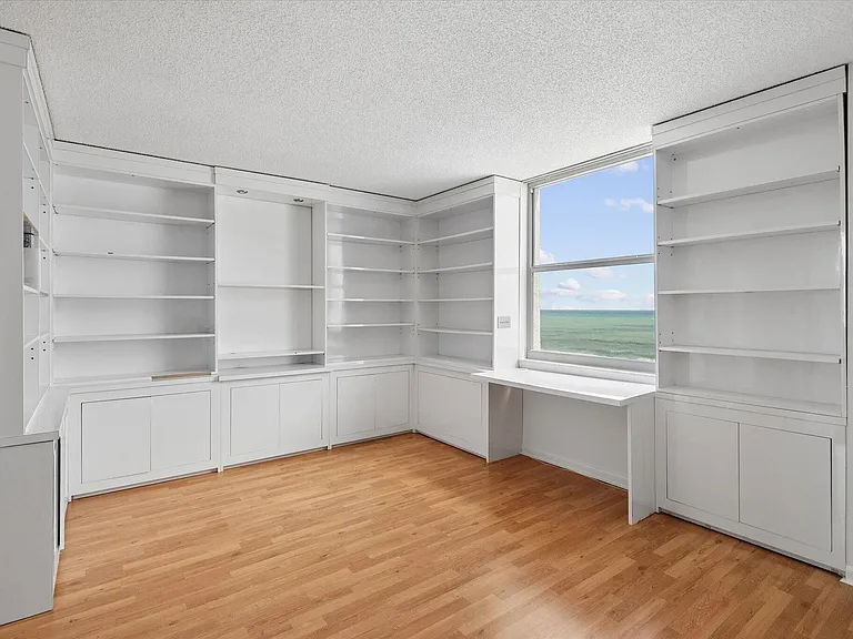 1010 S Ocean Blvd #501 — Photo 9