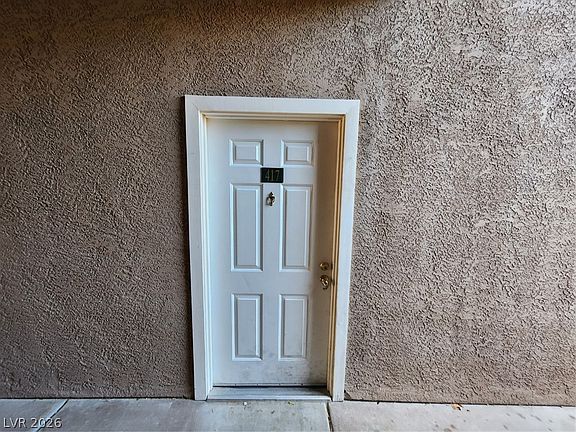 4th image of 231 W Horizon Ridge Pkwy APT 417