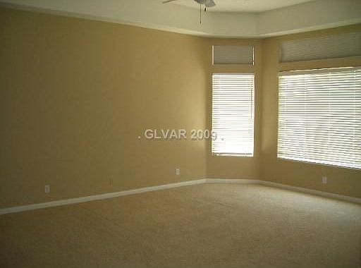1st image of 2691 Creekview Ct