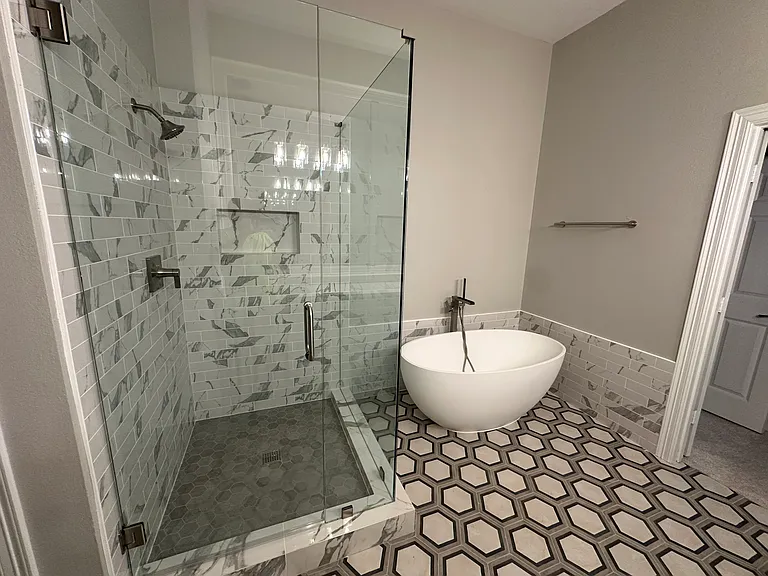 3610 Gillespie St #2 — Photo 7