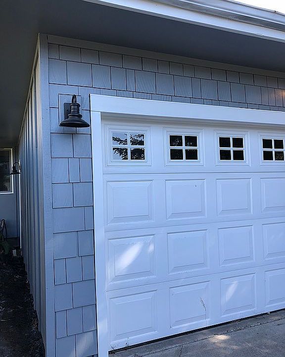 2nd image of 9170 Keys Ave
