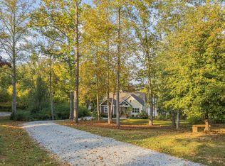 1243 Ridgemore Dr, Toccoa, GA 30577