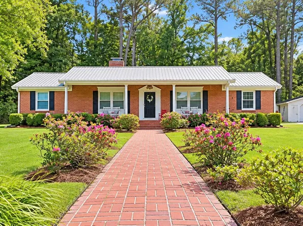 205 Flowers-Pridgen Drive, Whiteville, NC 28472