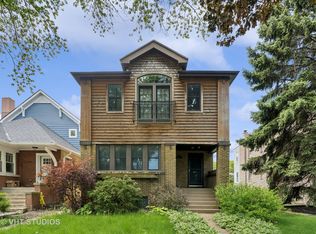 3708 N Tripp Ave, Chicago, IL 60641