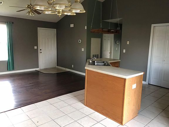 5th image of 5026 Boyd Dr