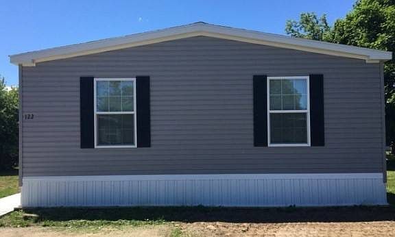 2nd image of 122 Glenview Dr