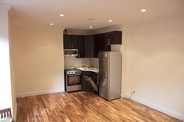 Rented by Blip LLC | media 6