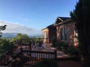 21 Masters Crest Dr, Etowah, NC 28729