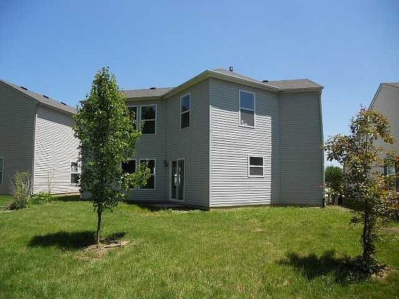 2nd image of 1384 Castleford Ln