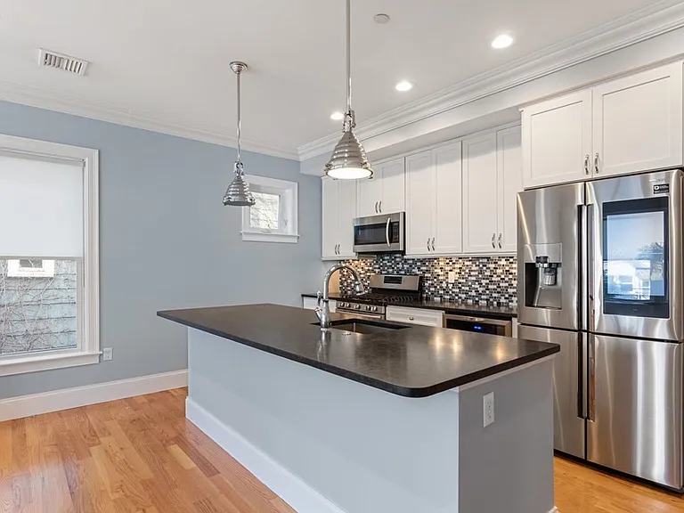 15 Preble St #4 — Photo 6