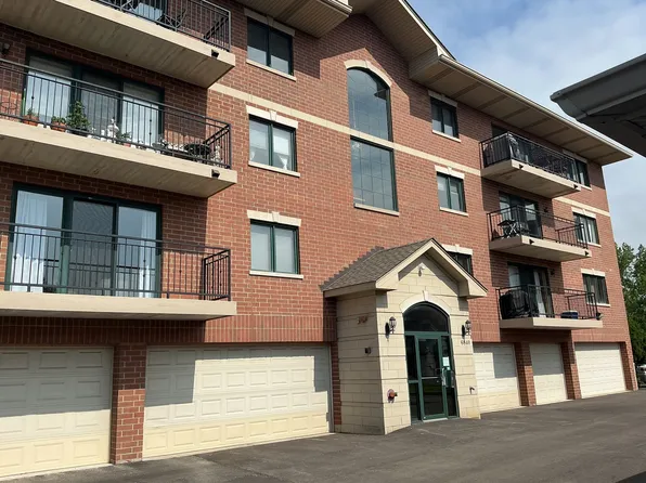 6840 Winding Trl #301, Oak Forest, IL 60452