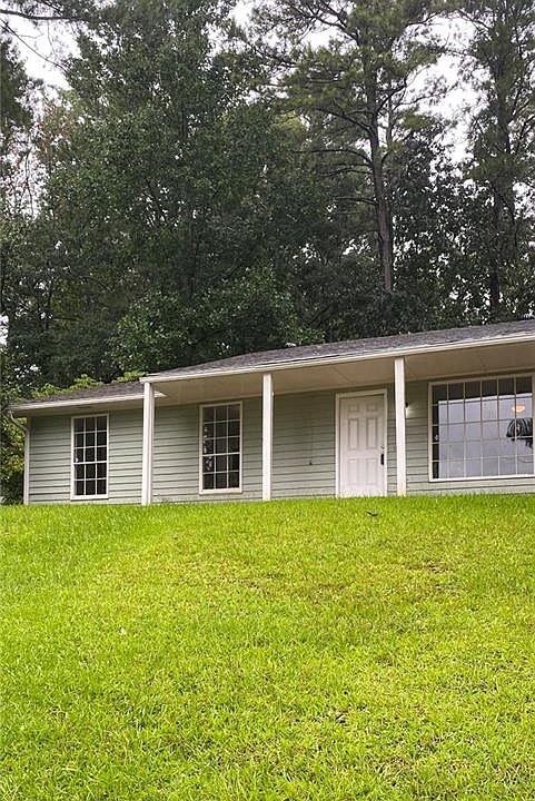 1st image of 661 Pebble Creek Dr