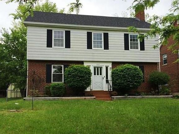 2nd image of 1092 Covedale Ave