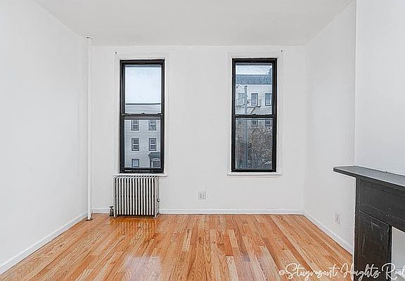 2nd image of 245 Montrose Ave #2B