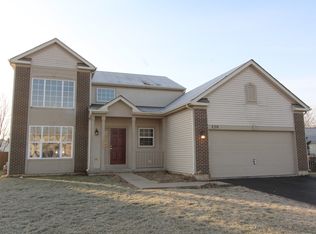 230 Verbena Ln, Woodstock, IL 60098