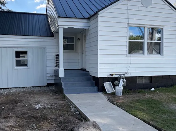1409 16th Ave, Sterling, IL 61081