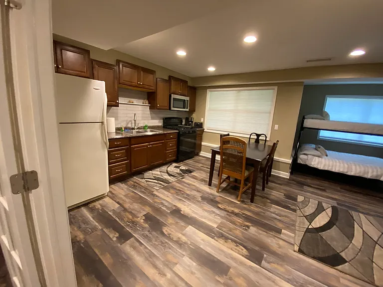 1204 Towne Harbor Ct — Photo 15