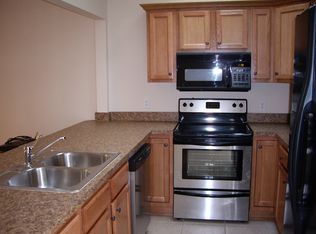 32 Brookview Dr, Savannah, GA 31406