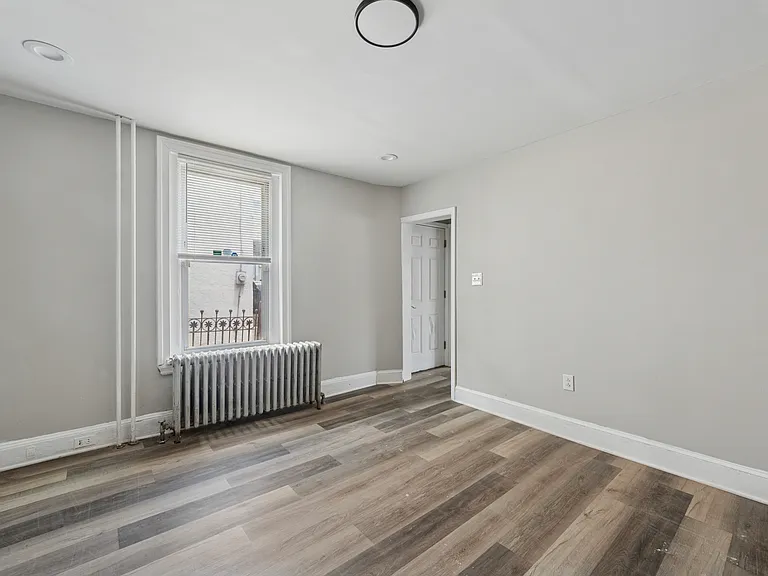424 N 64th St #1 — Photo 13