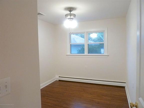 4th image of 2105 Hovsons Blvd