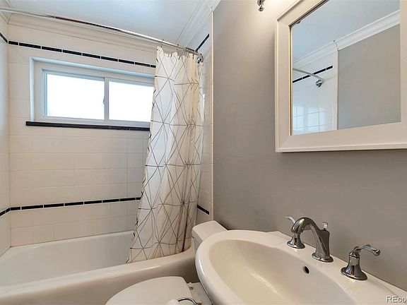 5th image of 5681 E Gunnison Pl