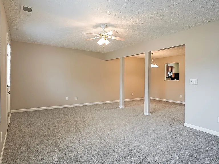 216 Meadowlark Pl — Photo 5