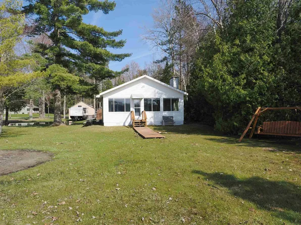 7481 E Cedar Lake Dr, Greenbush, MI 48738