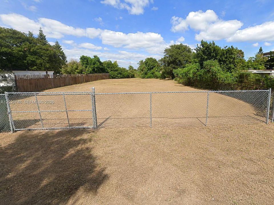 1st image of SW 214th St