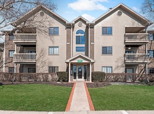 8820 Yardley Ct APT 101, Indianapolis, IN 46268