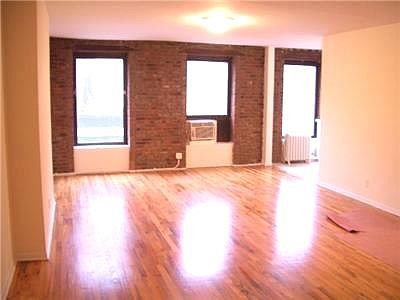 2nd image of 387 Avenue Of The Americas APT 2