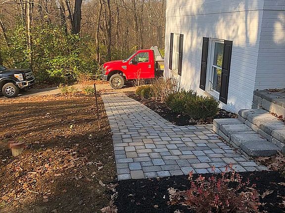 3rd image of 4086 Sunbeam Ave