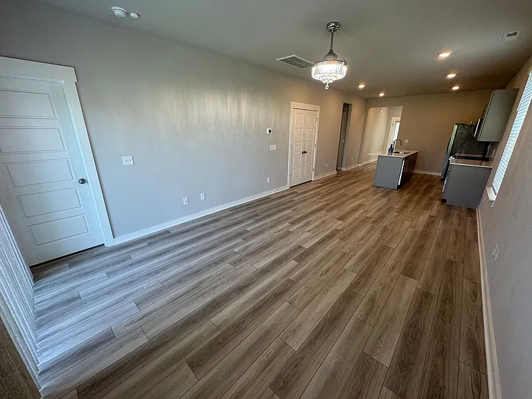 767 Mickelson Way — Photo 3