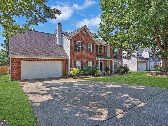 2nd image of 2297 Pierce Way